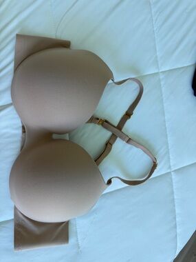 Victoria’s Secret T-Shirt Strapless Convertible Bra - Nude